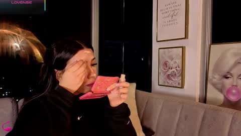 Ivanna West online show from 12.18.25