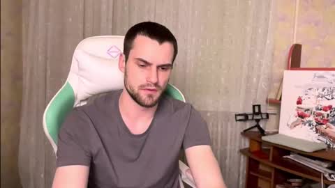 Snapshot of iveran_love1 chatting on 11.28.25 iveran online show from 11.28.25