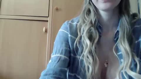 ivetta911 online show from 02.15.26