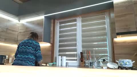 Snapshot of ivettasplash chatting on 02.11.25 IrennaSplash online show from 02.11.25