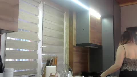 Snapshot of ivettasplash chatting on 02.12.25 IrennaSplash online show from 02.12.25