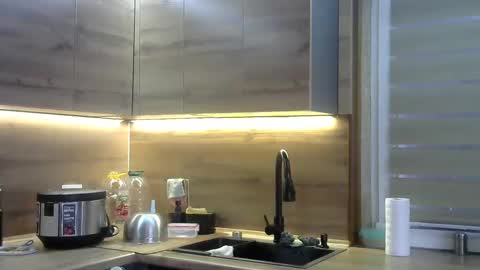 Snapshot of ivettasplash chatting on 02.14.25 IrennaSplash online show from 02.14.25