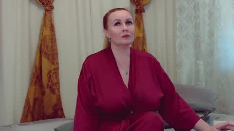 Snapshot of ivettasplash chatting on 03.12.25 IrennaSplash online show from 03.12.25