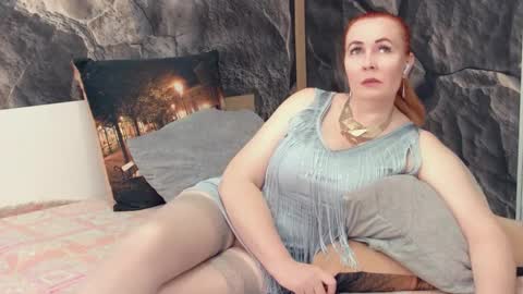 IrennaSplash online show from 11.24.25