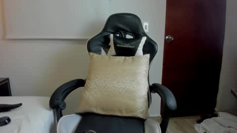 I V E T T E online show from 02.11.26