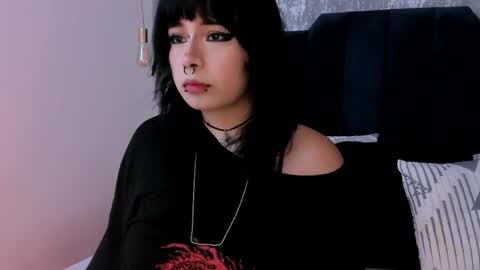 Ivi jones online show from 05.02.26