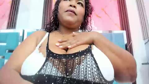 Snapshot of ivonne_brownn chatting on 02.27.26 Ivonny online show from 02.27.26