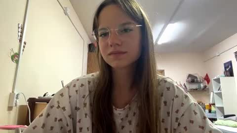 Snapshot of ivonneanagnostou chatting on 07.09.26 Kate online show from 07.09.26