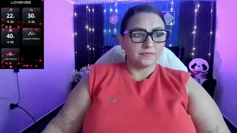Snapshot of ivonnee17_ chatting on 05.02.26 Ivonne online show from 05.02.26