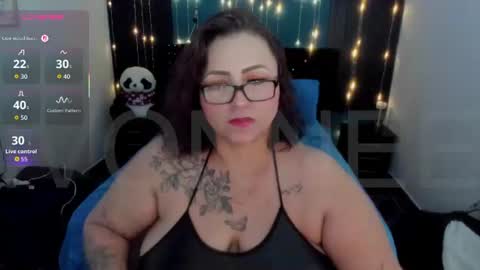 Snapshot of ivonnee17_ chatting on 08.09.26 Ivonne online show from 08.09.26