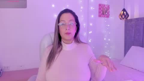 Snapshot of ivonny_04 chatting on 01.07.26 N A T H A L Y online show from 01.07.26