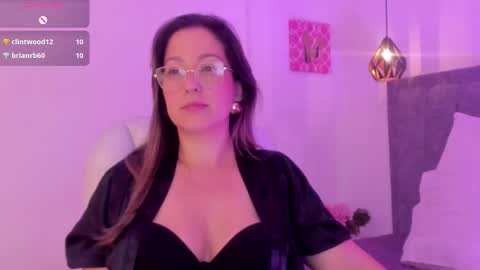 Snapshot of ivonny_04 chatting on 01.10.26 N A T H A L Y online show from 01.10.26