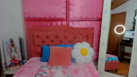 Ivonny online show from 11.22.25