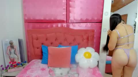 Ivonny online show from 11.26.25