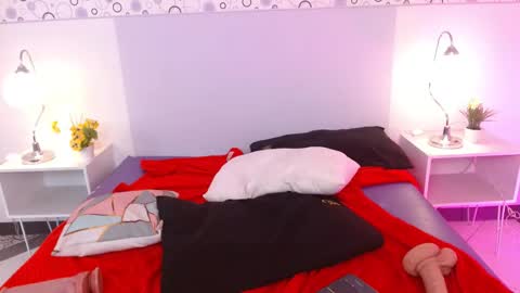 IvonnyBon online show from 03.27.26