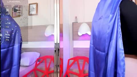 ivonnygrace online show from 10.16.25