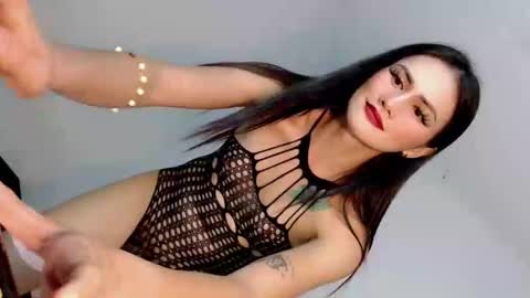 Miss Ivory online show from 04.21.26