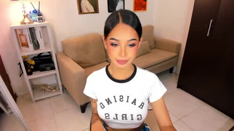 Snapshot of ivorycollins chatting on 02.26.25 kirstenelsie online show from 02.26.25