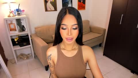 Snapshot of ivorycollins chatting on 03.12.25 kirstenelsie online show from 03.12.25