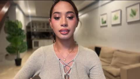 Snapshot of ivorycollins chatting on 10.09.25 kirstenelsie online show from 10.09.25