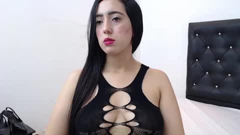 ivorynoir online show from 04.06.26