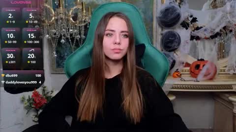 ivorywood_ online show from 10.31.25