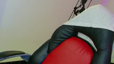 Snapshot of ivy__taylorr chatting on 04.24.26 Diana Rojas online show from 04.24.26