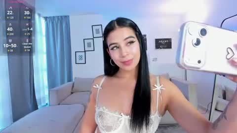 Snapshot of ivy_rein chatting on 07.28.26 NEW MODEL Ivy online show from 07.28.26