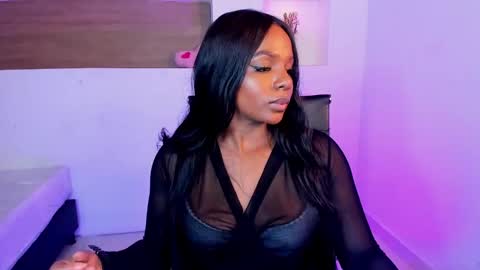 i v y  b l i s s online show from 02.24.25