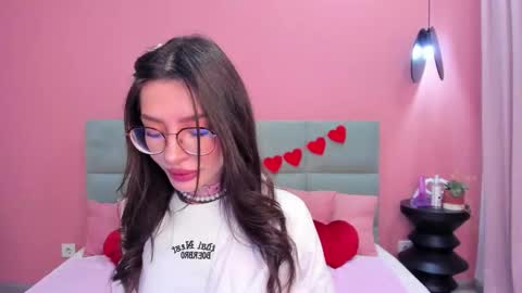 Snapshot of ivydainty chatting on 02.16.26 Ivy online show from 02.16.26