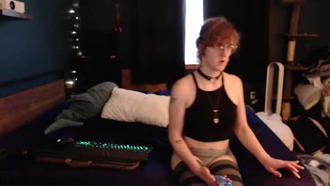 Snapshot of ivyintheparker chatting on 11.22.25 Ivy Parker online show from 11.22.25