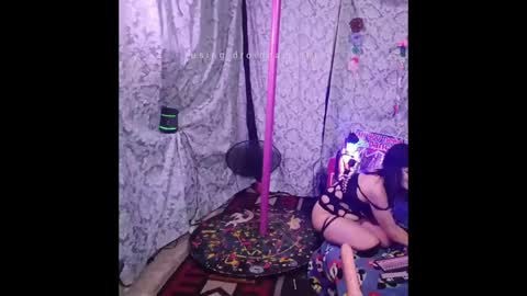 ivyjennifer366 online show from 05.18.26