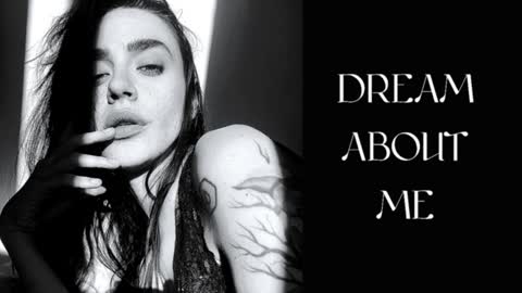 Snapshot of ivyjonson chatting on 12.18.24 Miss Ivy online show from 12.18.24