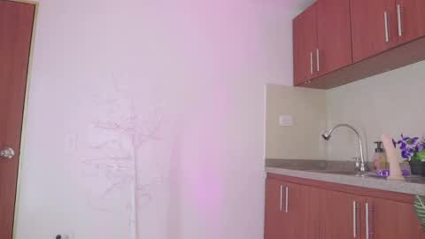 Ivy  online show from 04.16.26