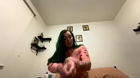 Ivy Riot online show from 10.22.25