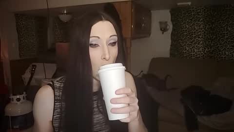 IvyRose499 online show from 03.10.25