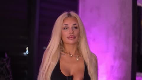 IvyRowa online show from 12.22.25