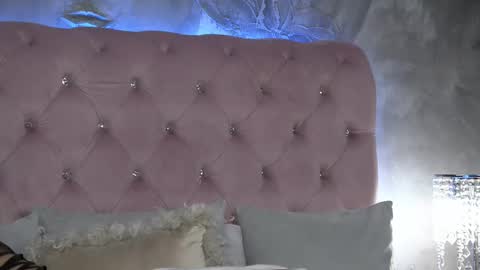 Snapshot of ivyrubens chatting on 12.04.25 Ivy online show from 12.04.25