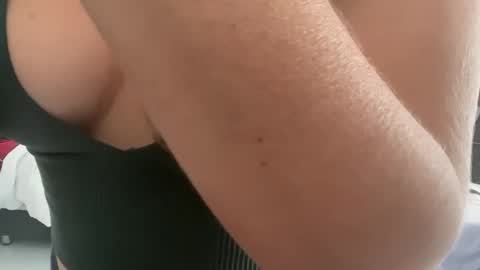 Snapshot of ivysagex chatting on 11.09.25 ivysagex online show from 11.09.25