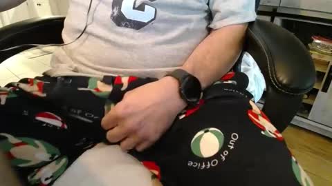 iwanttolicku40 online show from 12.30.24