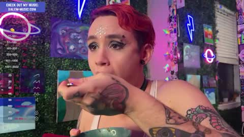 Muse hethey online show from 12.13.24