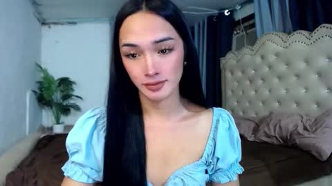 Snapshot of iwillcum4u_ chatting on 12.23.25 iwillcum4u_ online show from 12.23.25