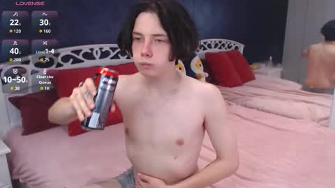 Maxim online show from 11.24.25