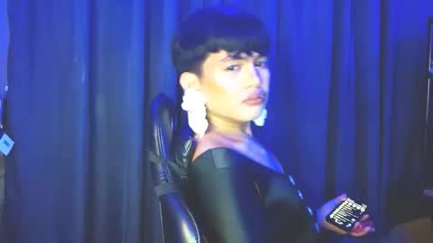 iya143 online show from 09.19.25