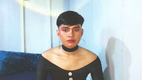 iya143 online show from 10.04.25