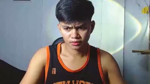 iya143 online show from 10.27.25