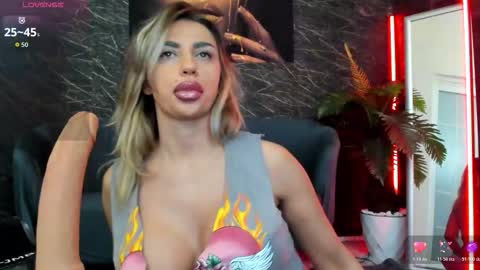 izabelatessa online show from 12.19.25