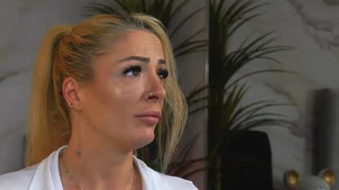 Snapshot of izabelle_02 chatting on 04.08.26 izabelle_02 online show from 04.08.26