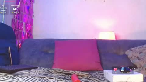 izan online show from 10.09.25