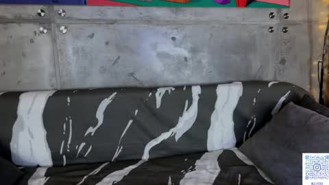 izi online show from 04.08.26